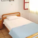 Ostria Beach شقة فندقية