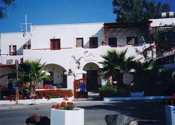 Aparthotel Ostria Beach Perissa (Santorini)