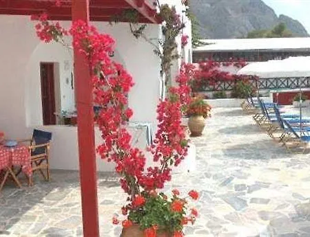 Ostria Beach Aparthotel Perissa (Santorini)