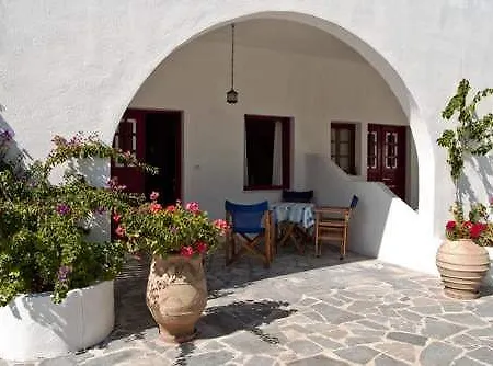 Appart hôtel Ostria Beach Períssa