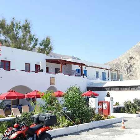 Ostria Beach 3* Períssa