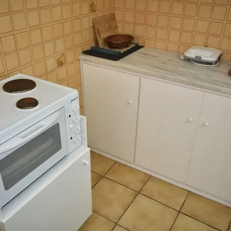 Ostria Beach Períssa