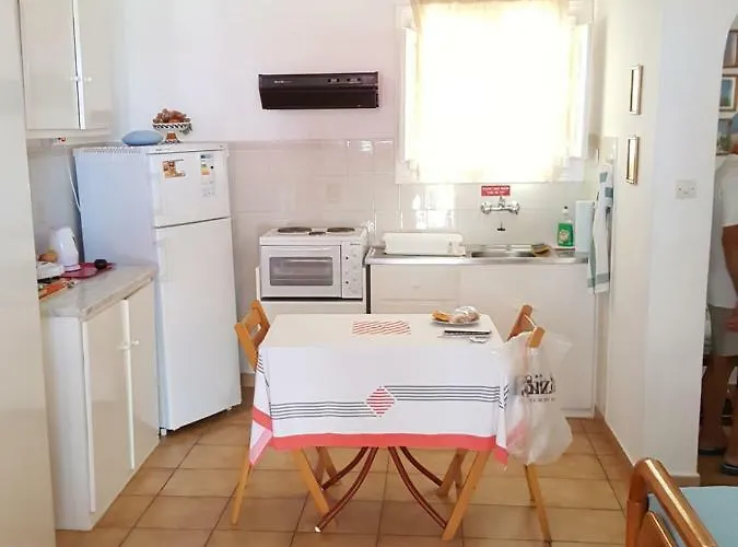 Aparthotel Ostria Beach 3*