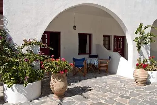 Appart hôtel Ostria Beach Períssa